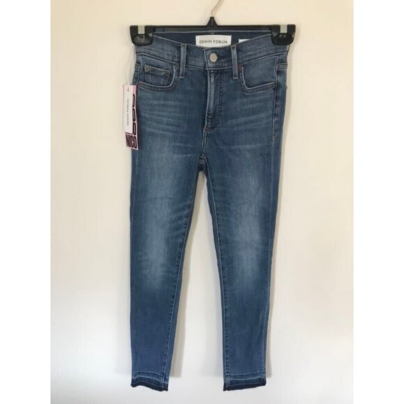 ARITZIA DENIM FORUM Nico Mid Rise Skinny Crop Jeans Size 23 Best Asset Raw Hem - Picture 2 of 9